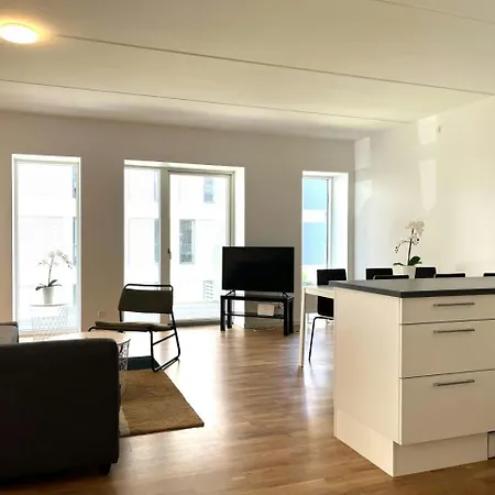 Spacious For 8 In Eternitten Apartment *