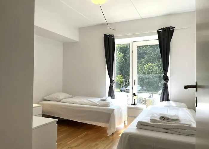 Spacious For 8 In Eternitten Lägenhet *